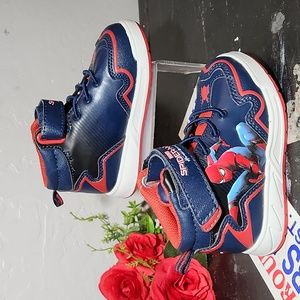 MARVEL Spiderman Size 8 Hi Top Sneaker Blue Red